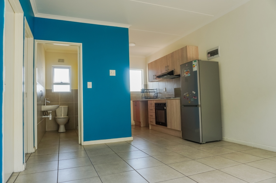 2 Bedroom Property for Sale in Cravenby Western Cape